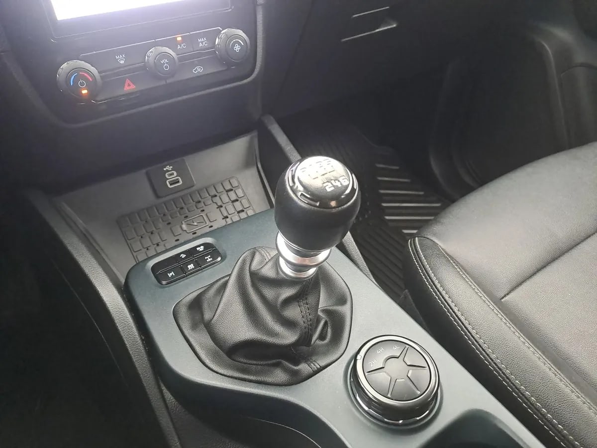 Ford Ranger 2.0 Xlt Diesel 4x4 Dob. Cab. Mt 4p año 2024