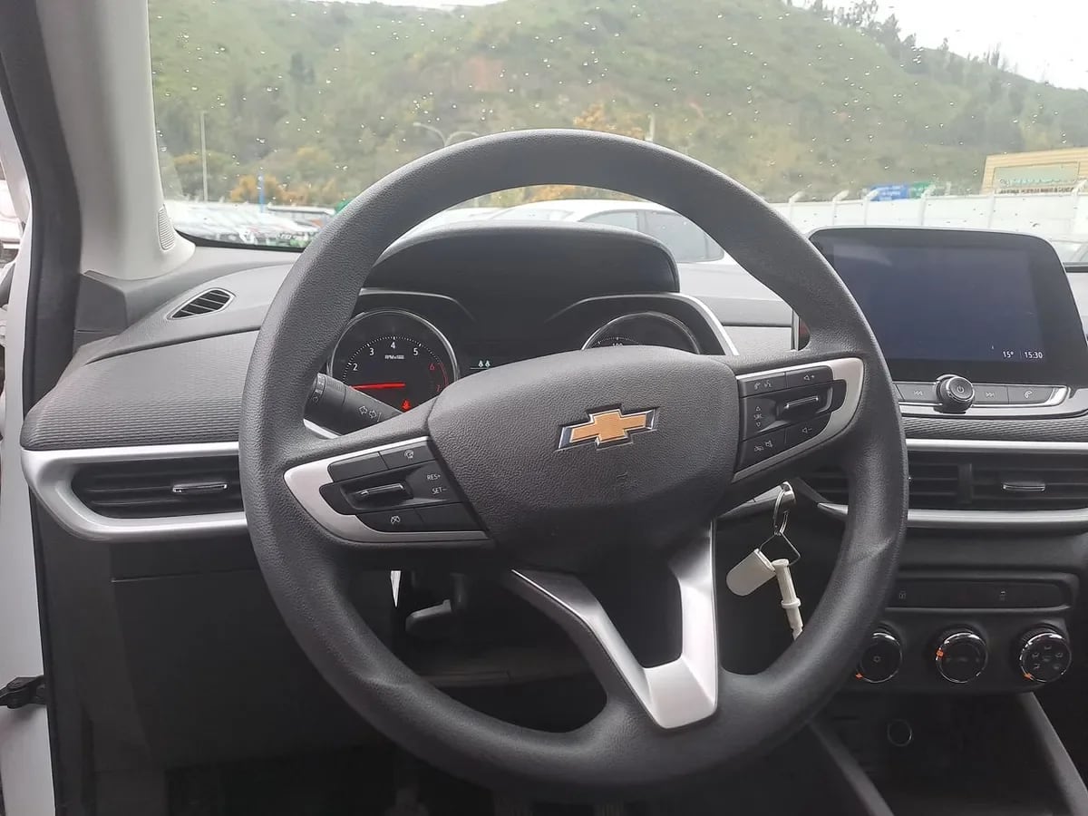 Chevrolet Tracker 1.2t Ls Fwd Mt 5p año 2023