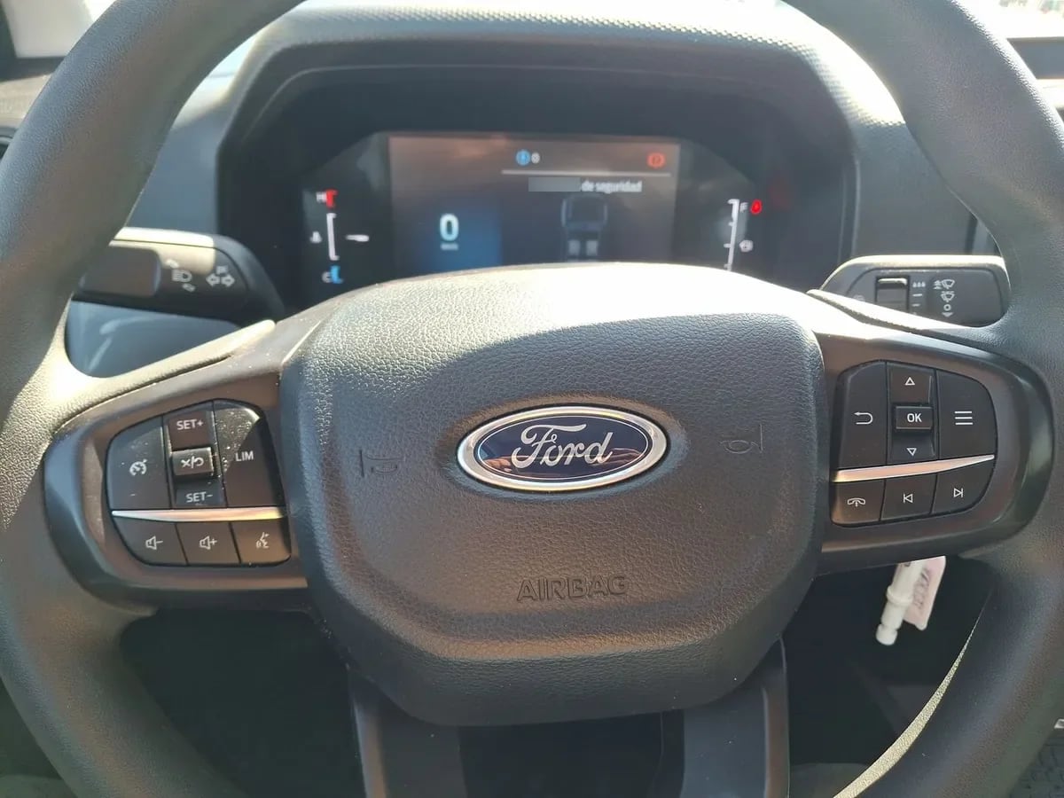 Ford Ranger 2.0 Xls Diesel 4x2 Dob. Cab. Mt 4p año 2026