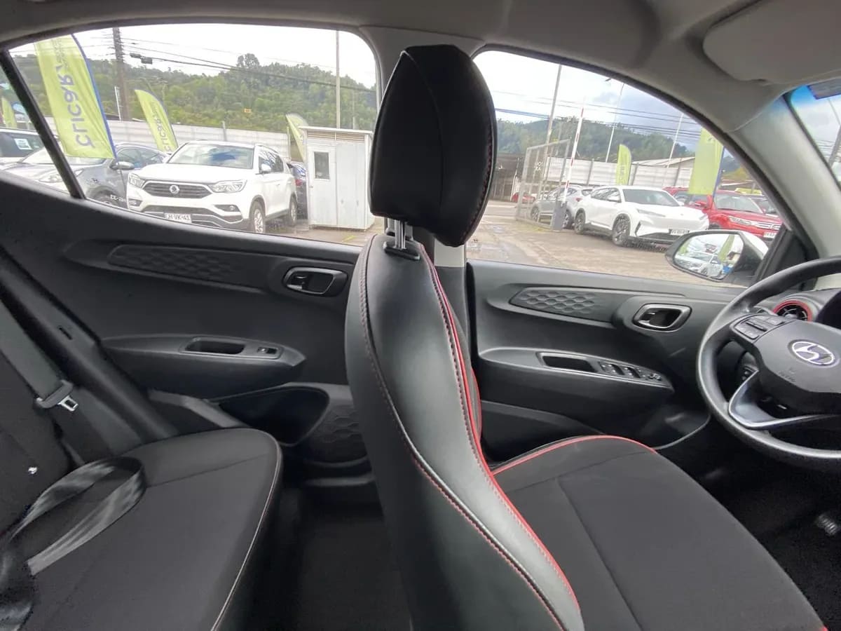Hyundai Grand I10 1.2 Plus 4x2 Hb Mt 5p año 2022