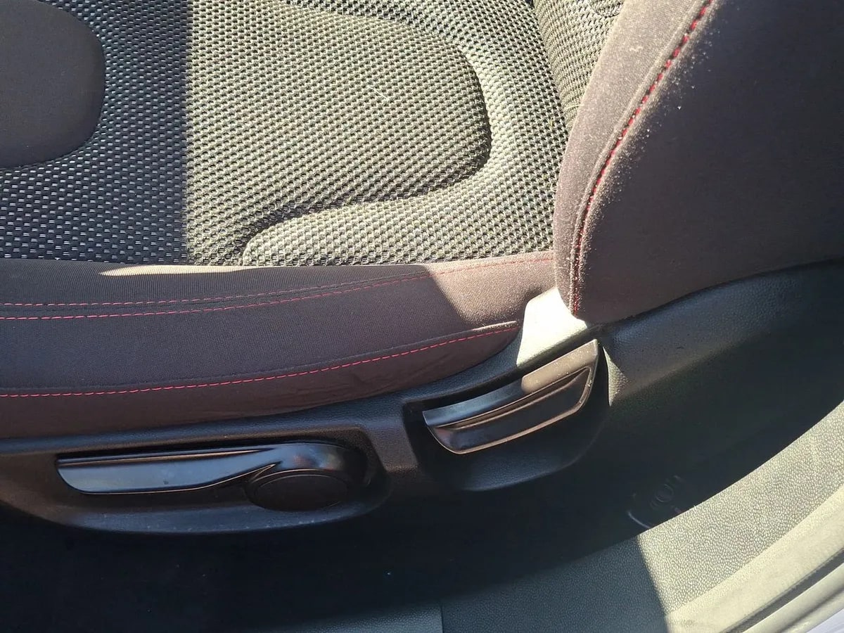JAC Js2 1.5 Luxury 4x2 Cvt At 5p año 2025