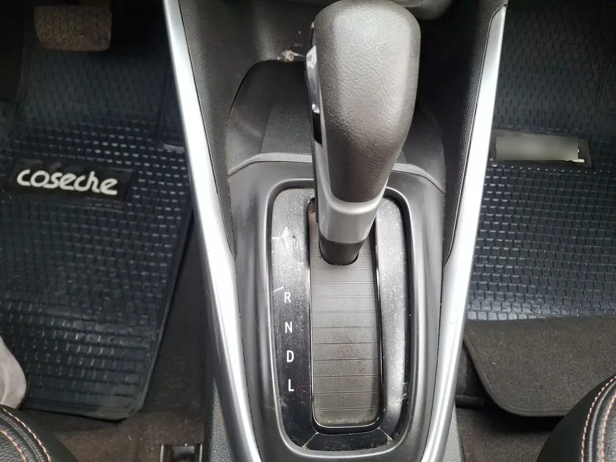 Chevrolet Montana 1.2t Ltz 4x2 At 4p año 2023