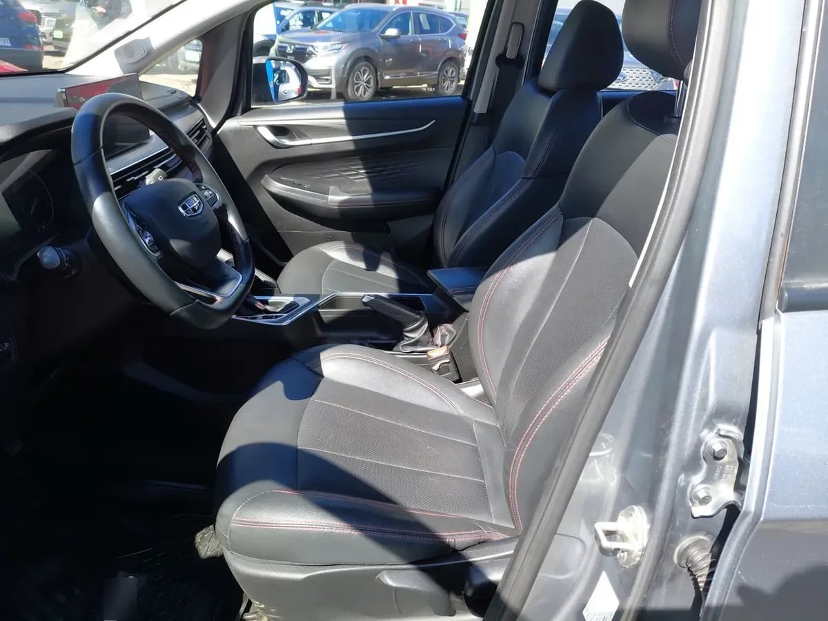 Geely Gx3 Pro 1.5 Gf 4x2 Cvt At 5p año 2024