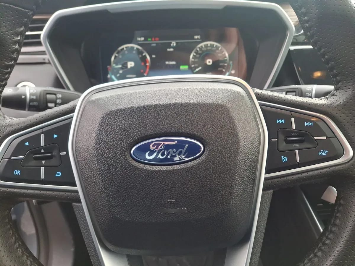 Ford Territory 1.5 Titanium 4x2 At 5p año 2023