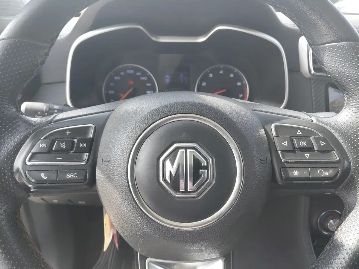 MG Mg Zs 1.5 Comfort 4x2 At 5p año 2022