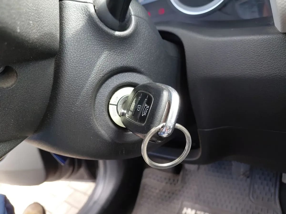 Hyundai Creta 1.5 Plus Su2i 4x2 Mt 5p año 2021