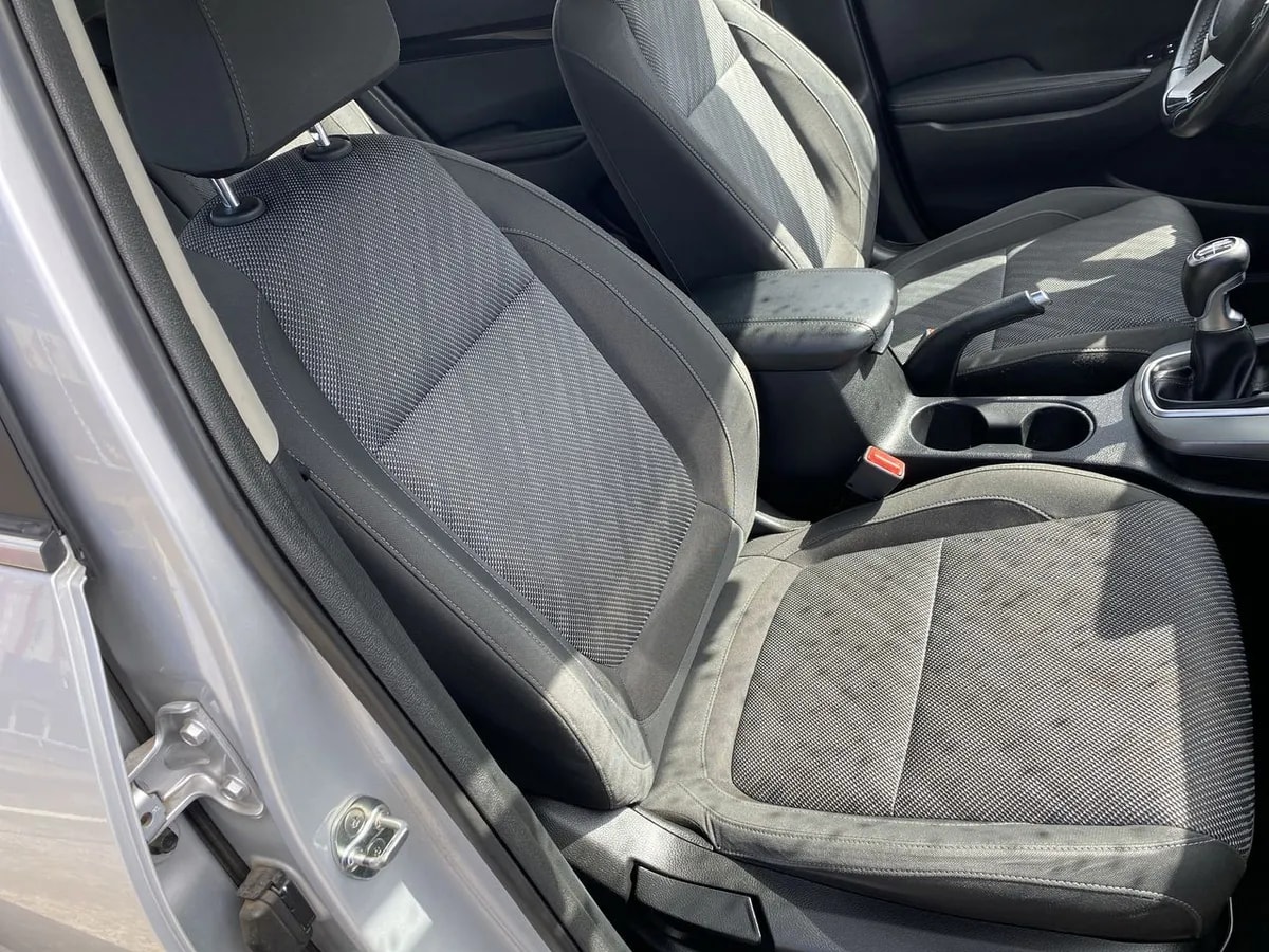 Kia Seltos 1.5 Ex 4x2 6mt 5p año 2024