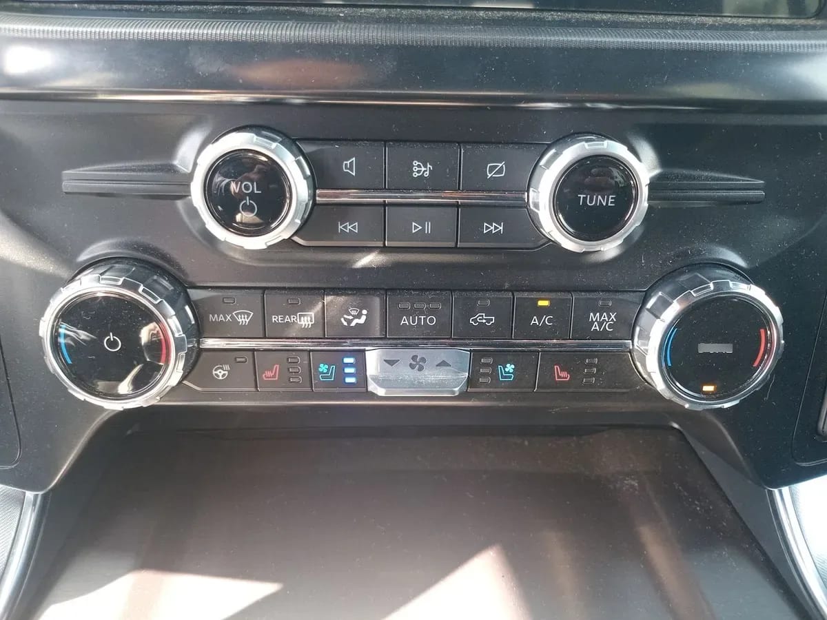Ford F-150 3.5 Platinum Cc Dob. Cab. 4x4 At 4p año 2025