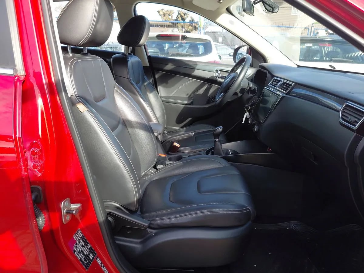DFSK 580 1.8 Comfort 4x2 Mt 5p año 2024