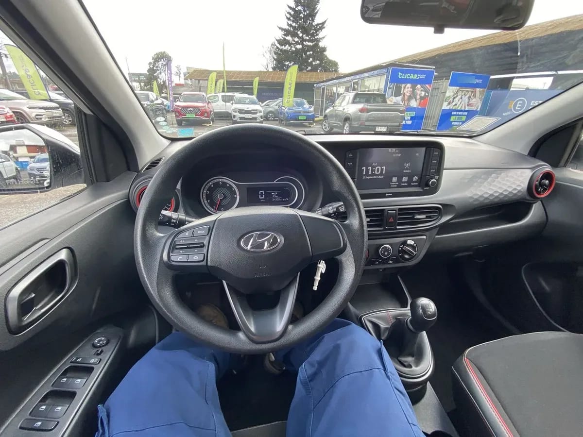 Hyundai Grand I10 1.2 Plus 4x2 Hb Mt 5p año 2022