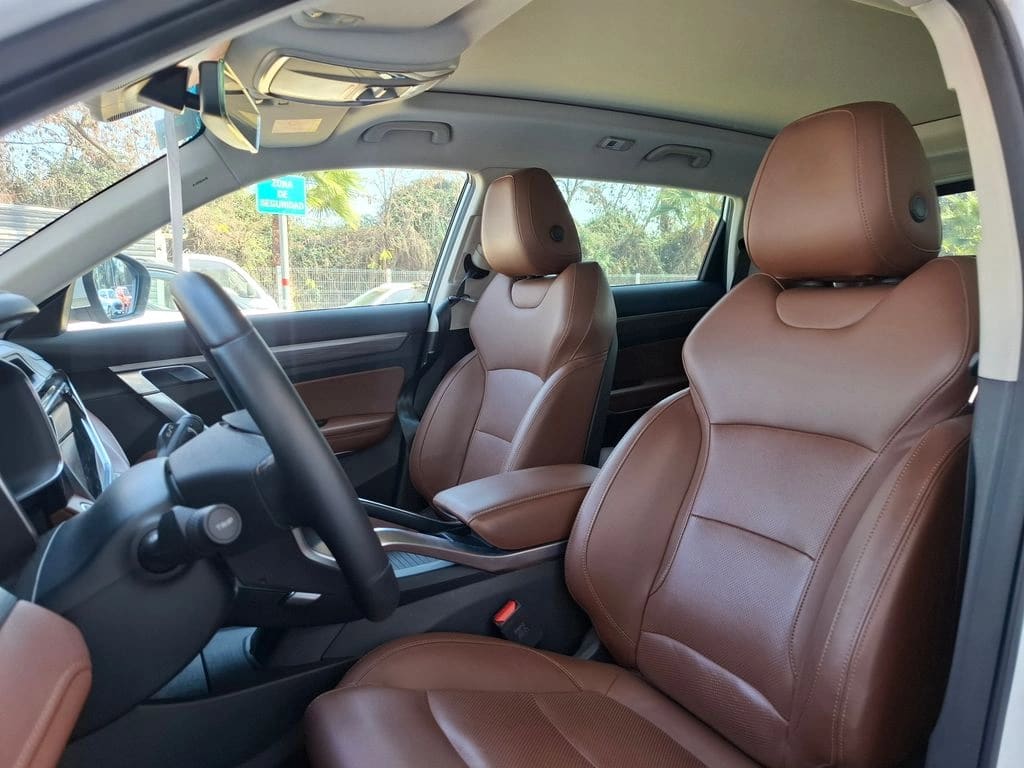 Geely Azkarra Luxury año 2024