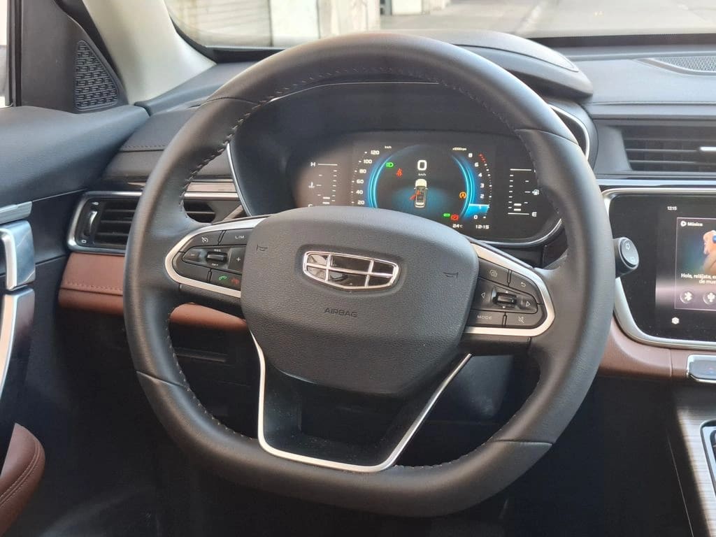 Geely Azkarra Luxury año 2024