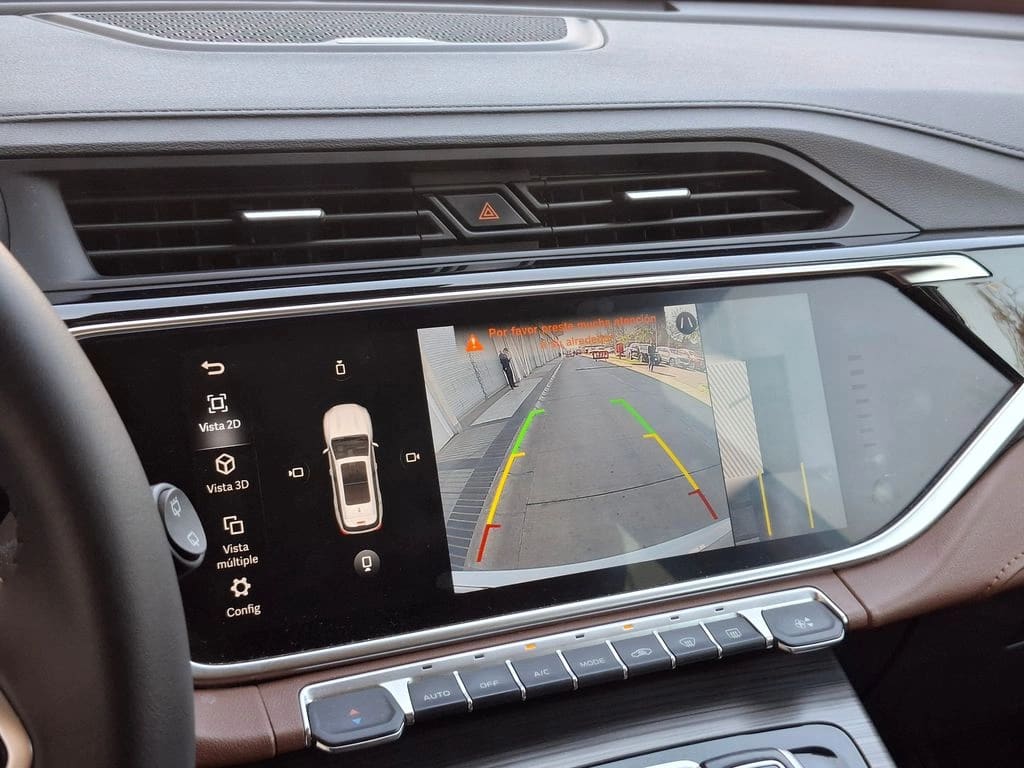 Geely Azkarra Luxury año 2024