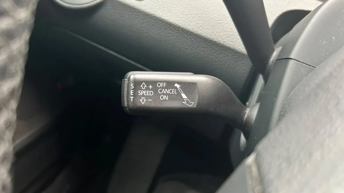 Volkswagen Passat 1.8 Highline Tsi 4x2 B7 At 4p año 2013