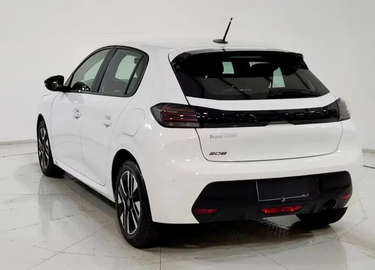 PEUGEOT 208 1.2 Active Pack Puretech 75 Mt año 2024
