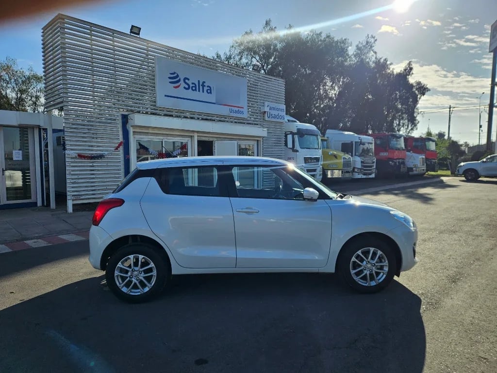 Suzuki Swift 1.2 Gl Sport año 2023