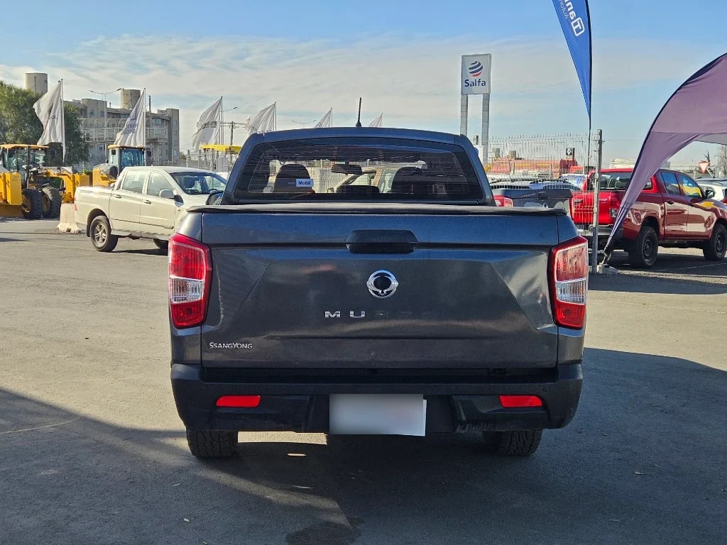 Ssangyong Grand Musso 2.2 4x2 Mt Full-Ql610 año 2023