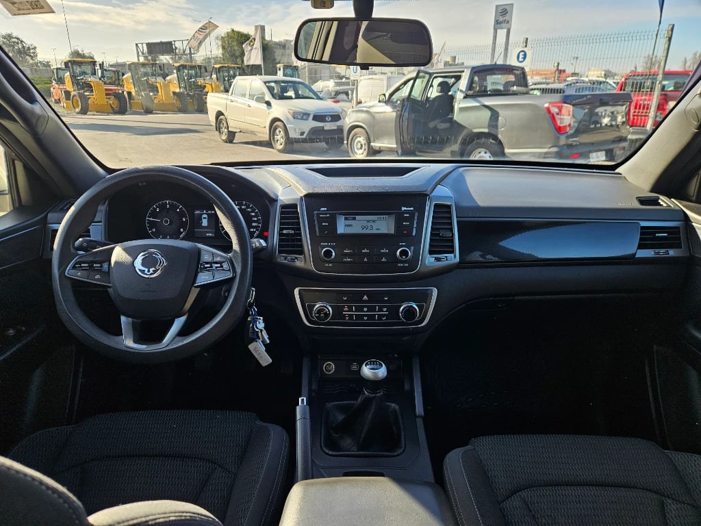 Ssangyong Grand Musso 2.2 4x2 Mt Full-Ql612 año 2023