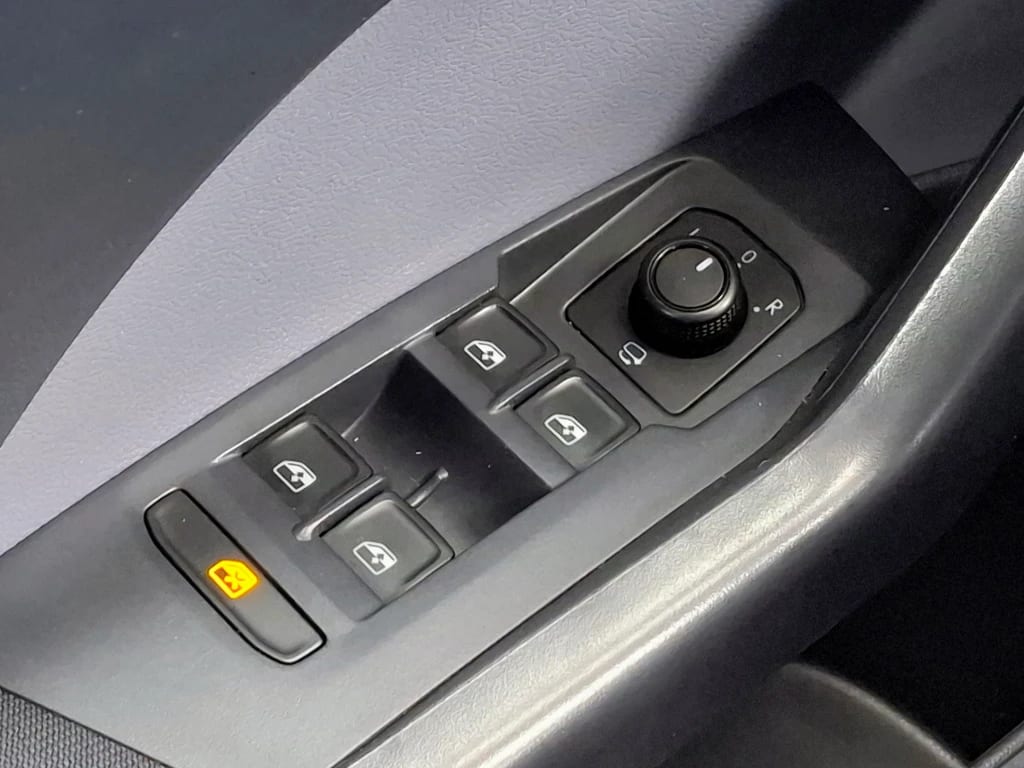 Volkswagen T-Cross T-Cross 1.0 Tsi At Comfortline año 2022