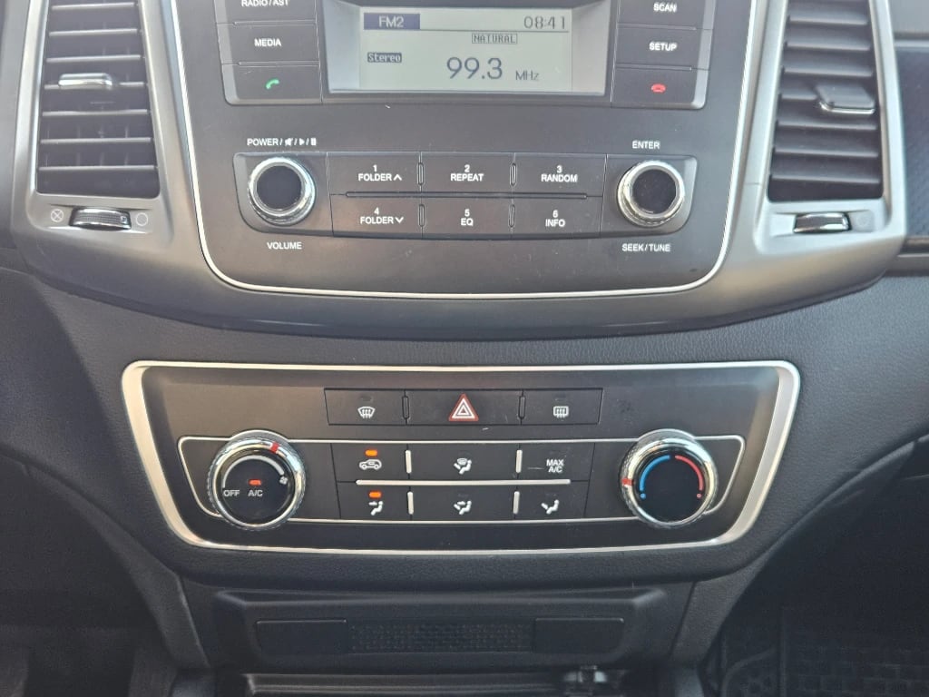 Ssangyong Grand Musso 2.2 4x2 Mt Full-Ql612 año 2023
