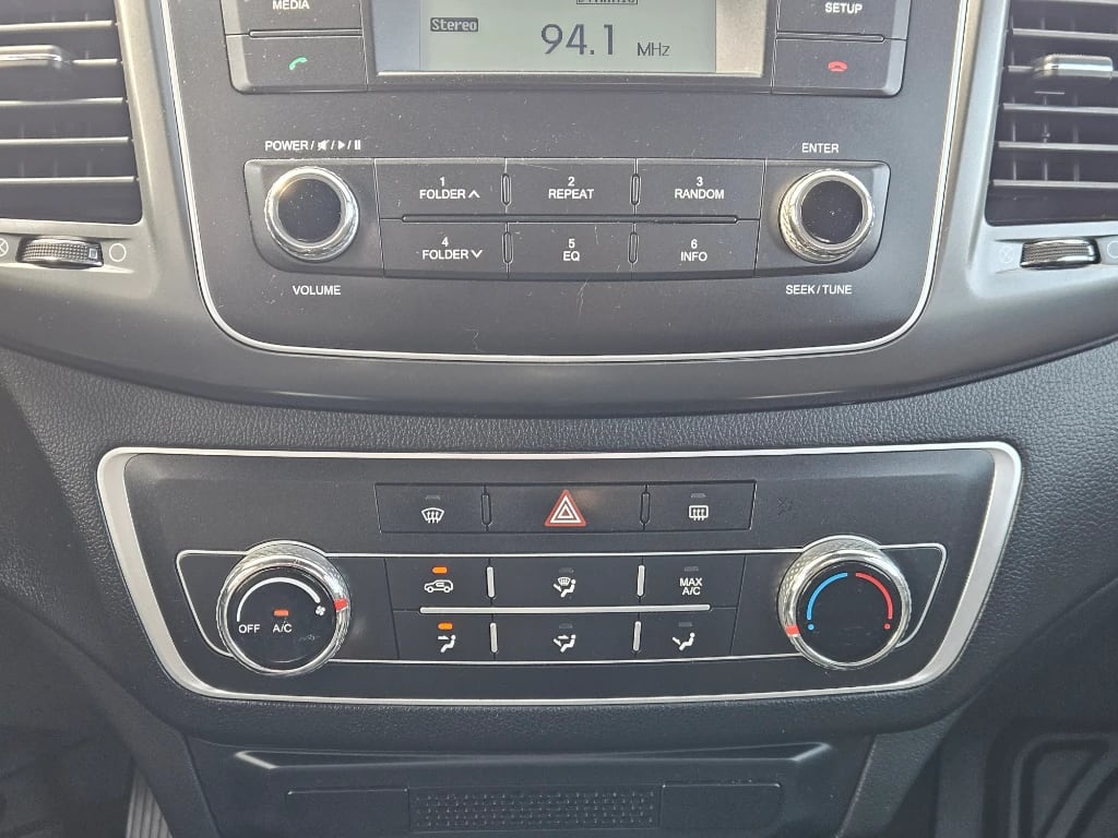 Ssangyong Grand Musso 2.2 4x2 Mt Full-Ql610 año 2023