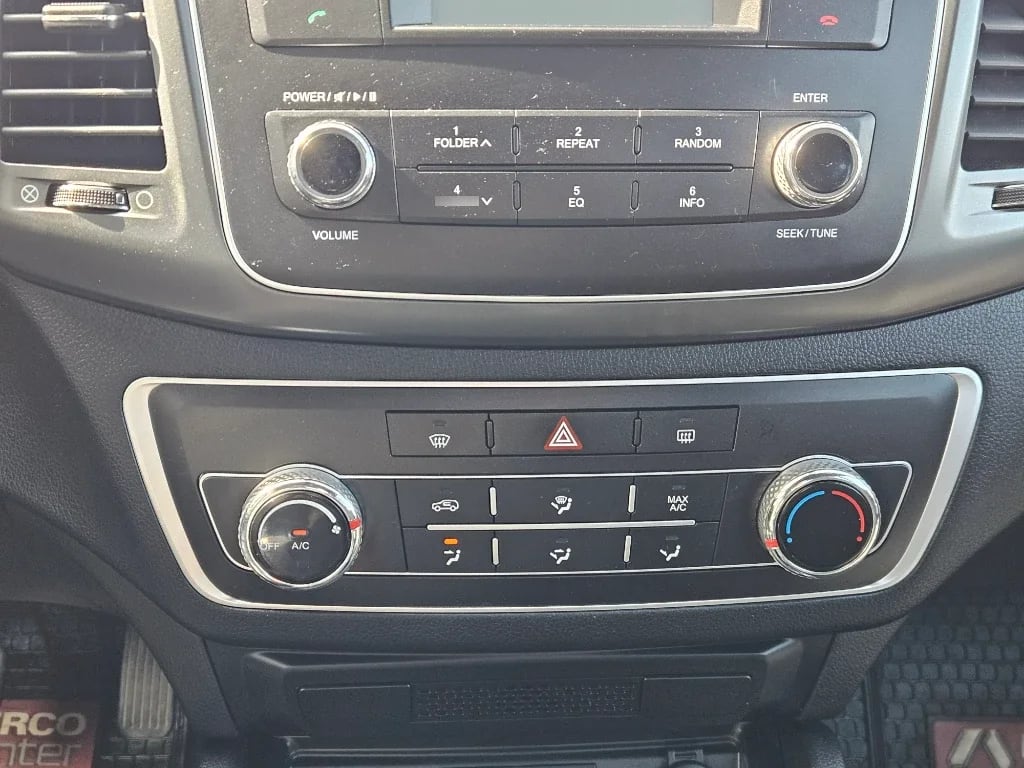 Ssangyong Grand Musso 2.2 4x2 Mt Full-Ql610 año 2023