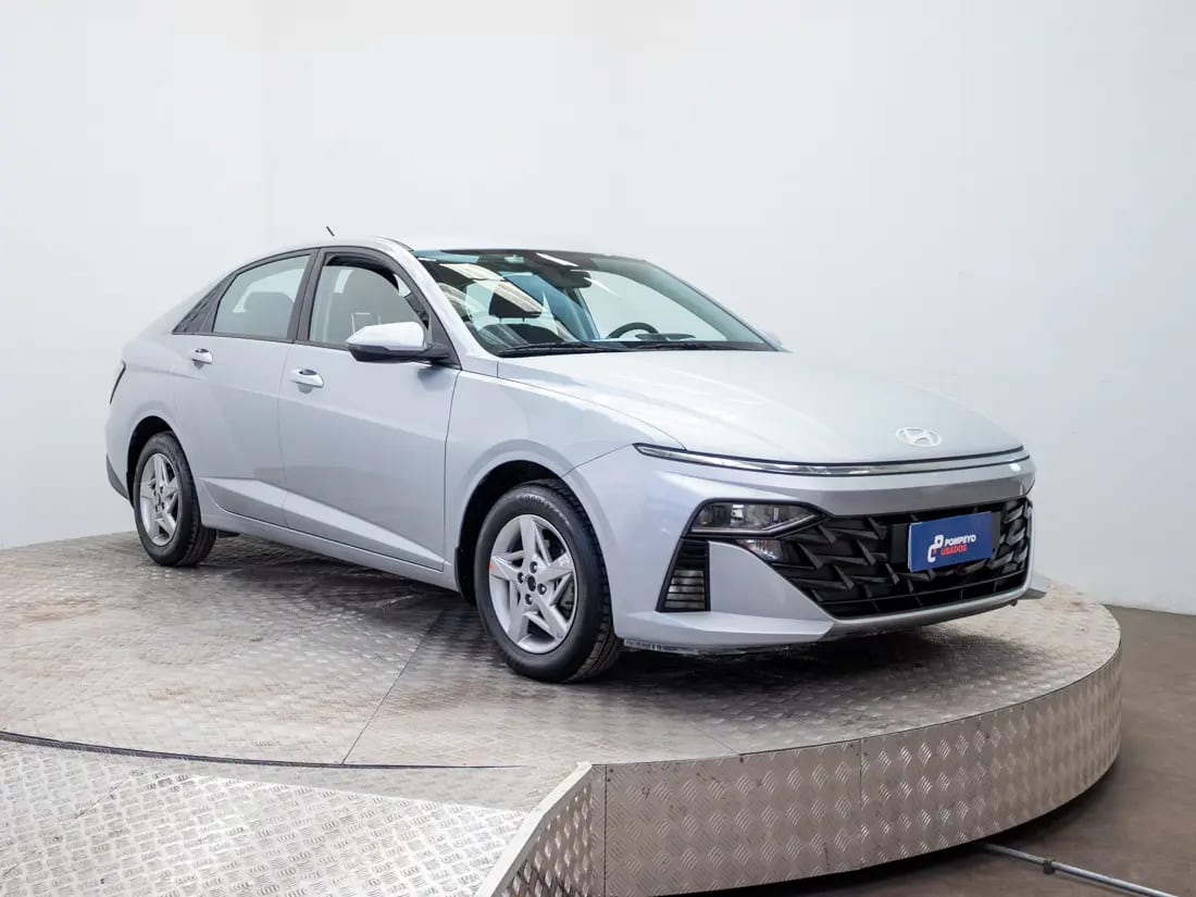 Hyundai Accent 1.5 Bn7i Plus Mt año 2025