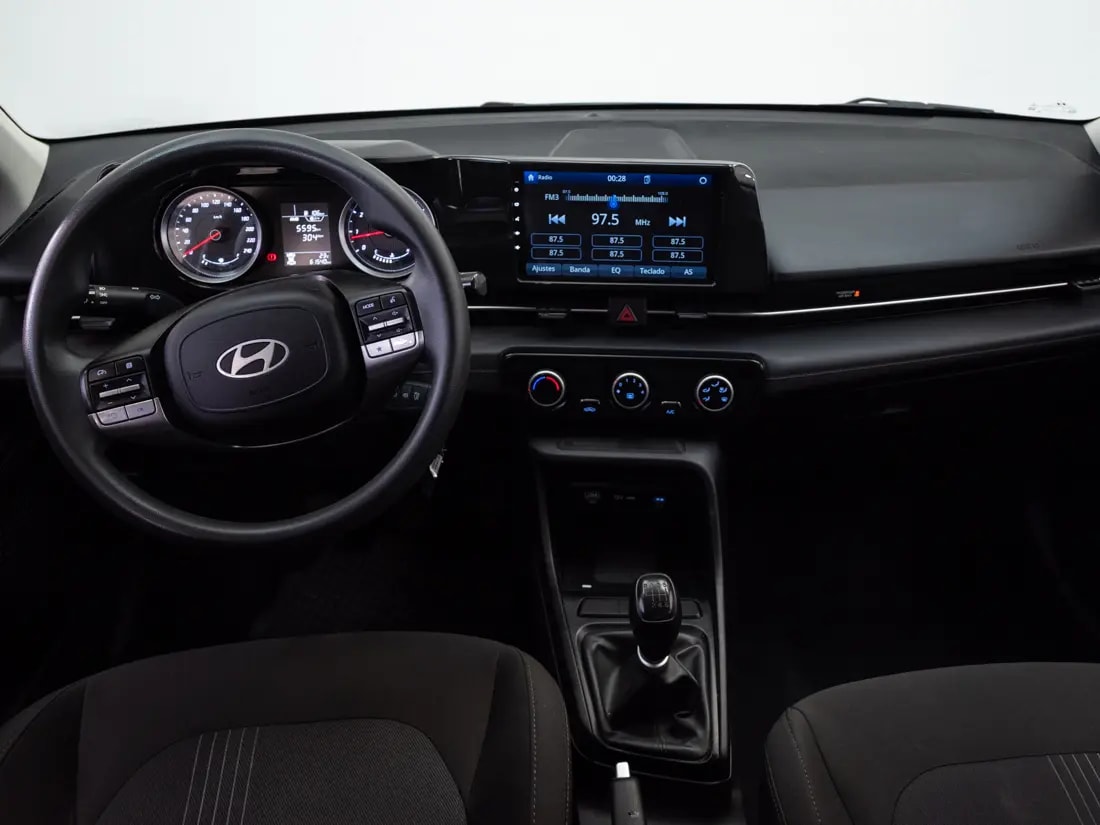Hyundai Accent 1.5 Bn7i Plus Mt año 2025