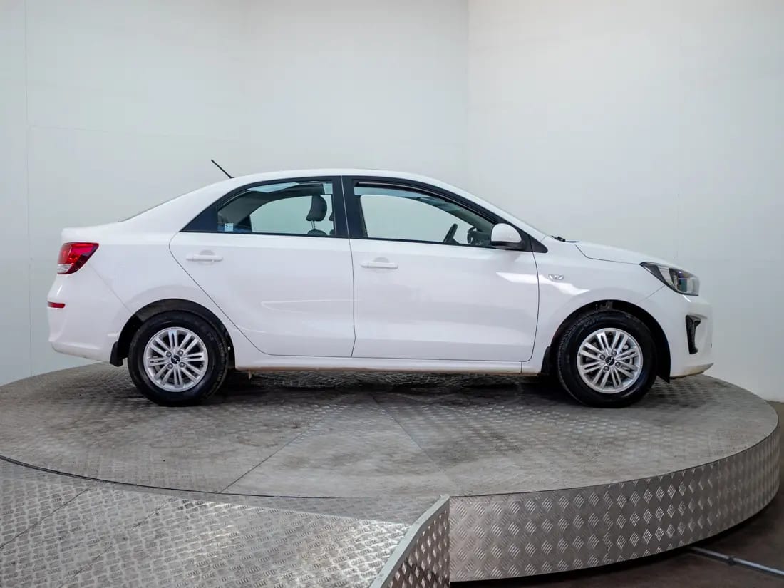 Kia Soluto Soluto Ex 1.4l 5mt Full año 2026