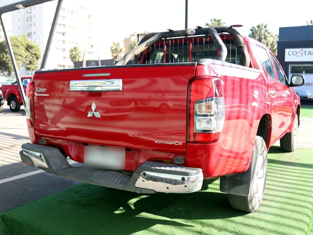Mitsubishi L200 Dob. Cab. 4x2 Mt 4p año 2022