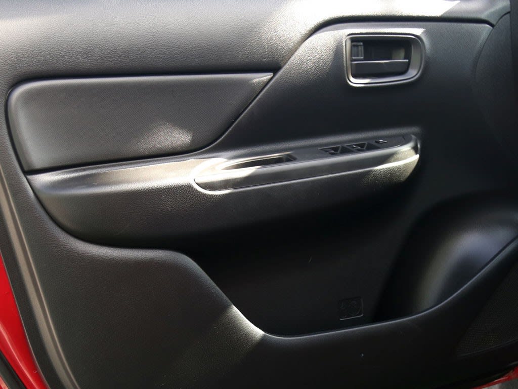 Mitsubishi L200 Dob. Cab. 4x2 Mt 4p año 2022
