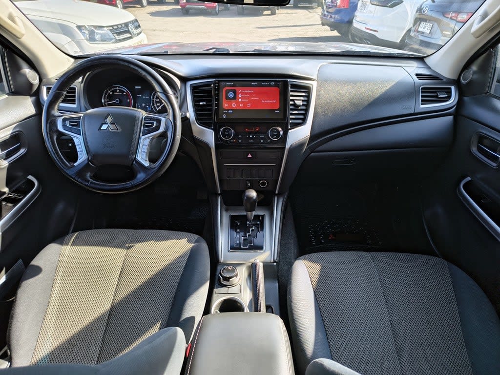 Mitsubishi L200 Dakar 2.5 Diesel 4x4 T/a año 2019