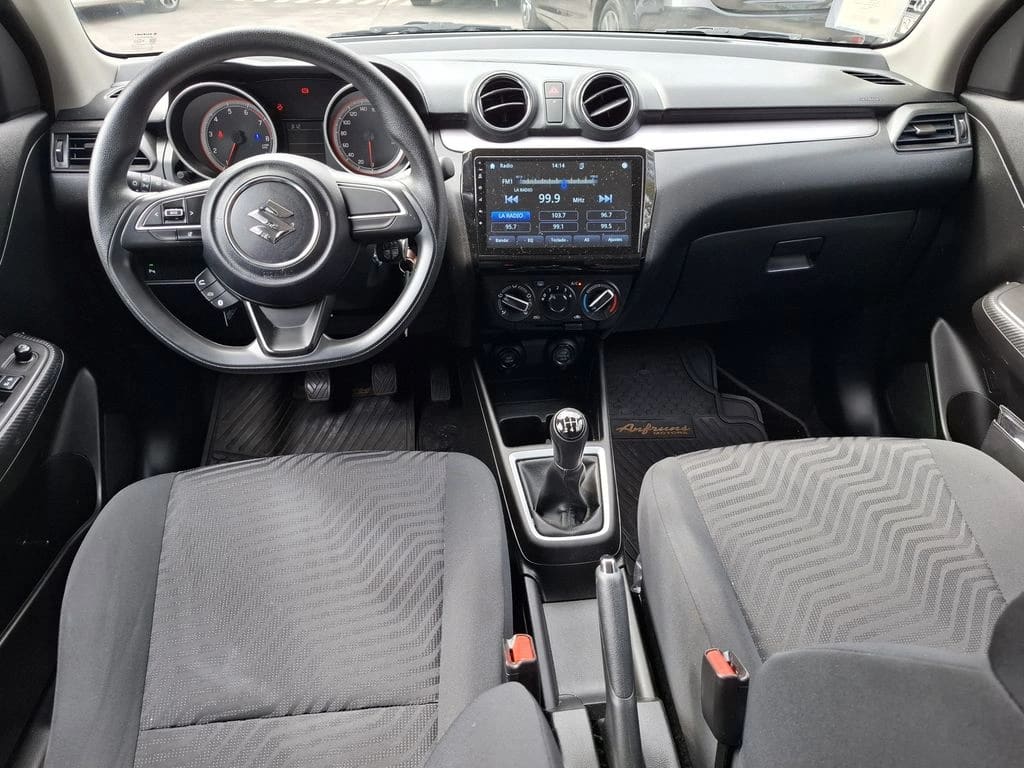 Suzuki Swift Gl 1.2 año 2025