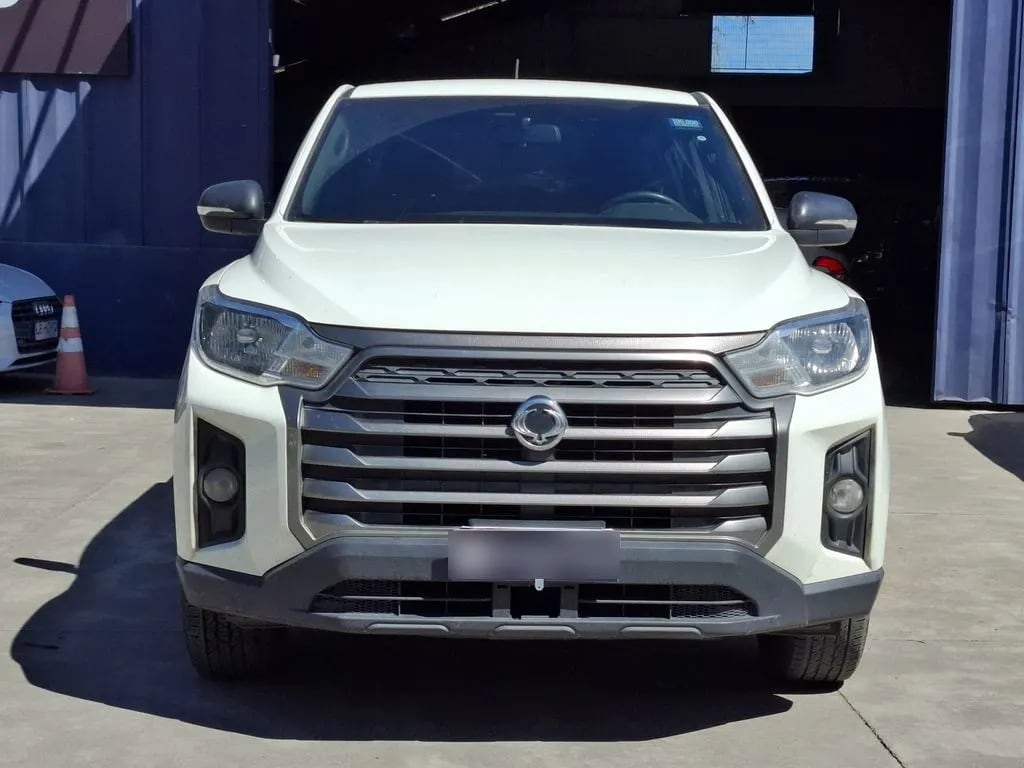 Ssangyong Grand Musso 2.2 Grand Lx Td Diesel 2wd Mt6 4p año 2023