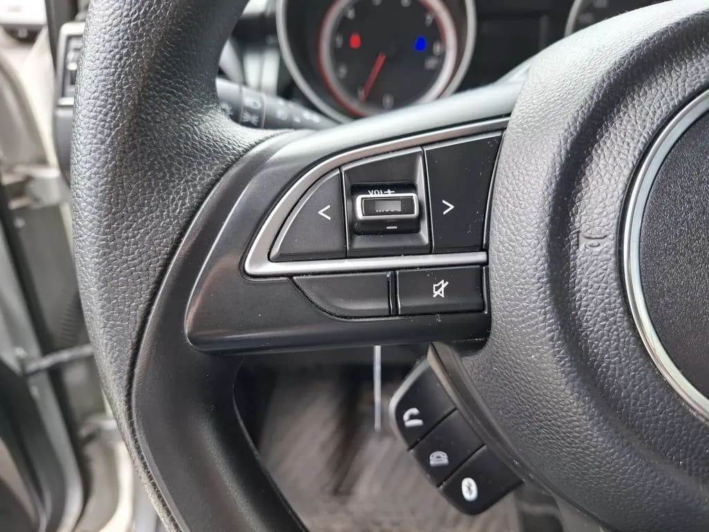 Suzuki Swift Gl 1.2 año 2025