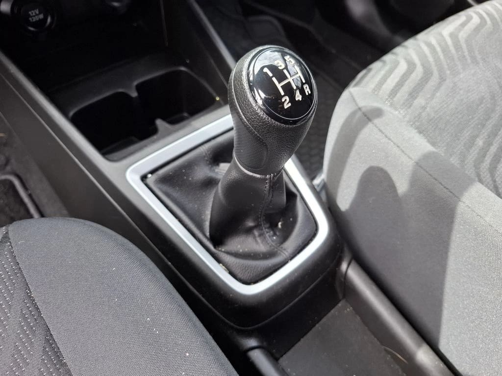 Suzuki Swift Gl 1.2 año 2025