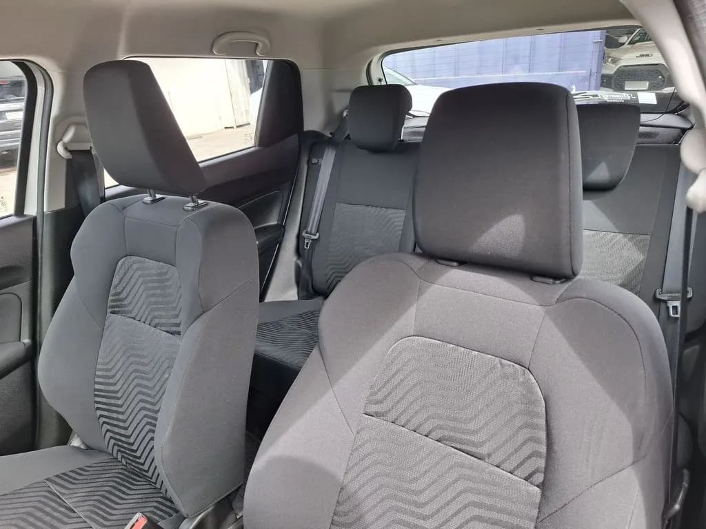 Suzuki Swift Gl 1.2 año 2025