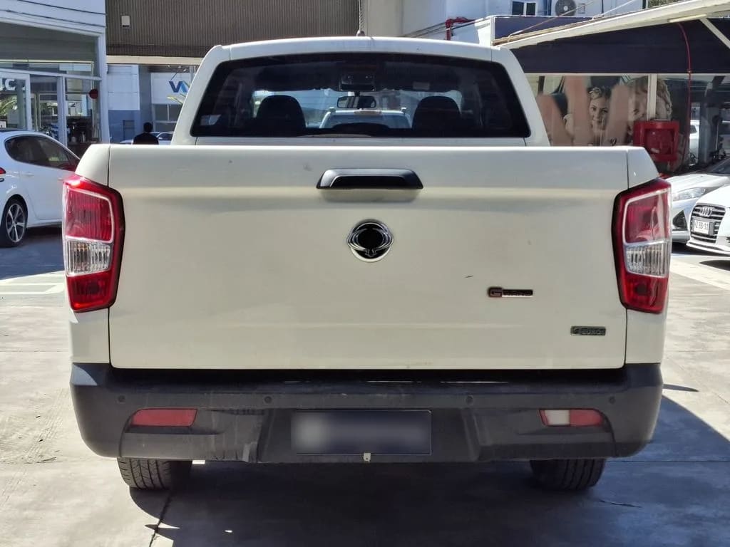 Ssangyong Grand Musso 2.2 Grand Lx Td Diesel 2wd Mt6 4p año 2023