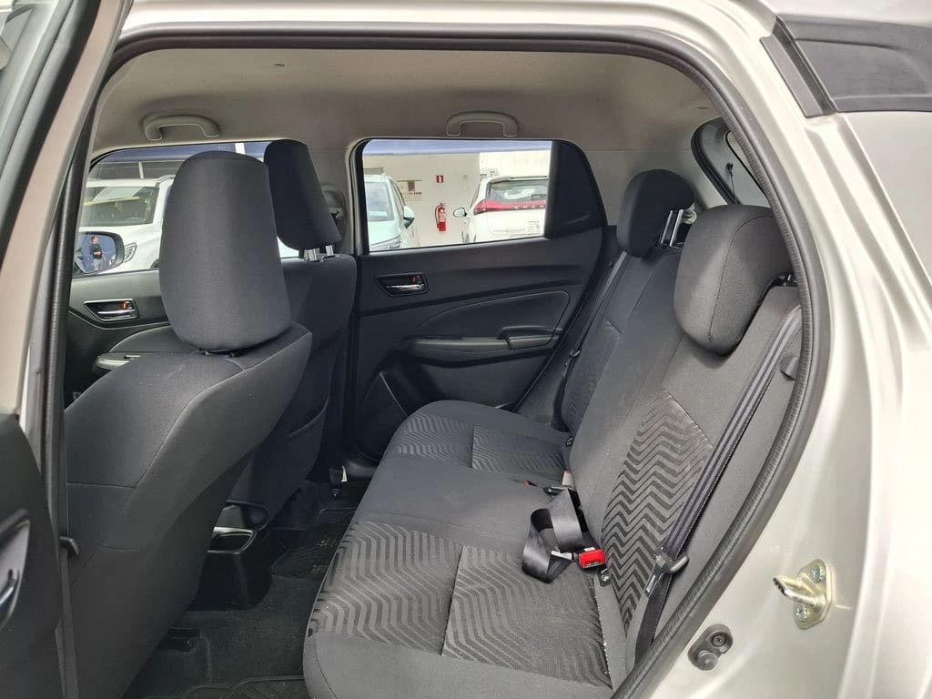 Suzuki Swift Gl 1.2 año 2025