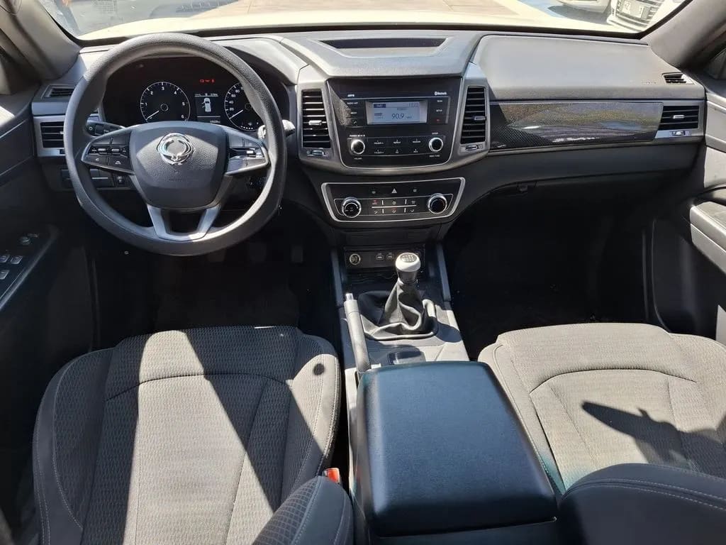 Ssangyong Grand Musso 2.2 Grand Lx Td Diesel 2wd Mt6 4p año 2023