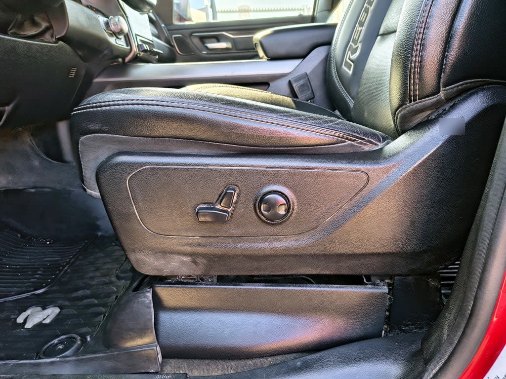 Ram 1500 5.7 Gasolina 4x4 T/a año 2024