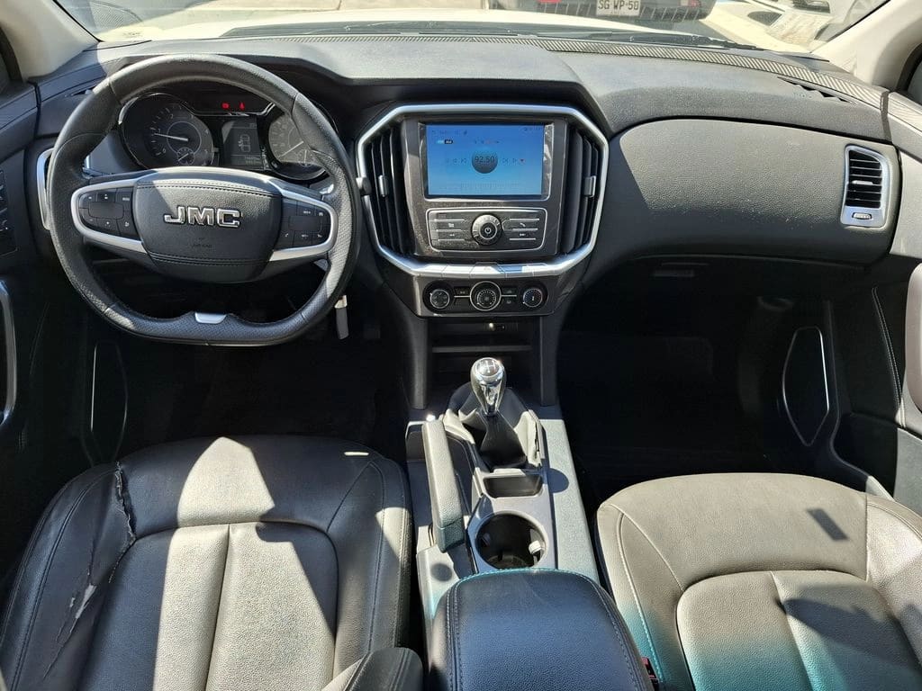 JMC Vigus 2.4 Plus Diesel 4x2 Mt 4p año 2022