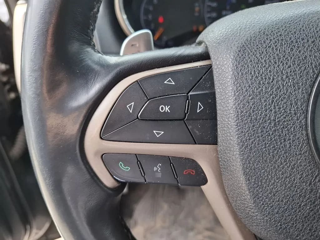Jeep Grand Cherokee 3.6 Limited At 4x4 año 2015