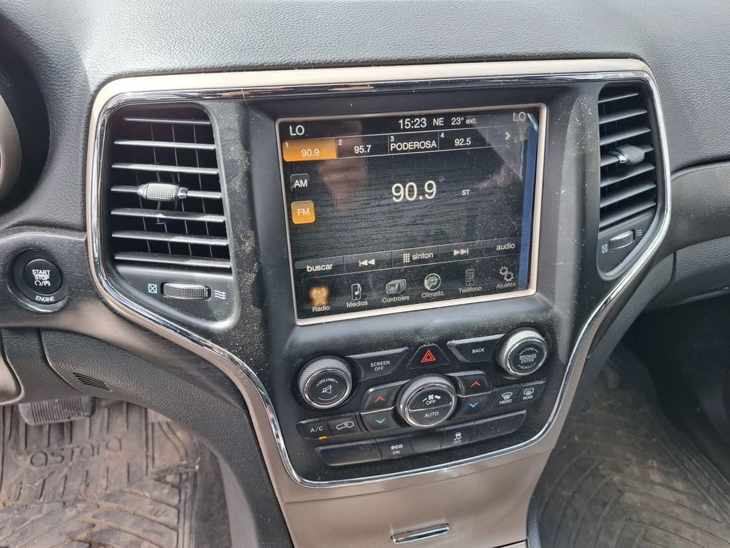 Jeep Grand Cherokee 3.6 Limited At 4x4 año 2015