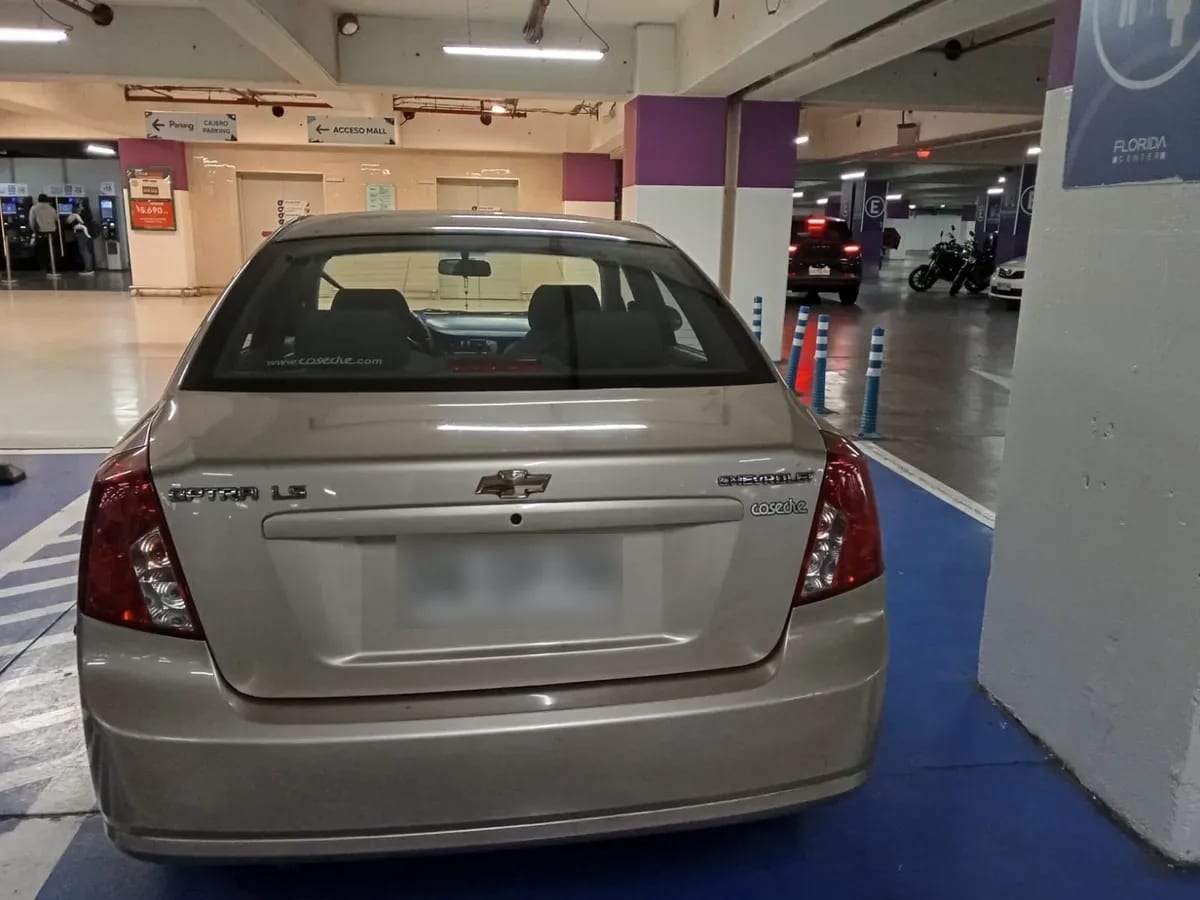 CHEVROLET OPTRA 1.6 Ii Ls Nbac Abs Mt año 2011