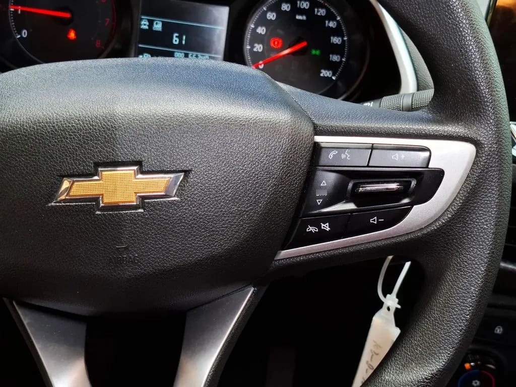 Chevrolet Onix Nb Lt 1.0t año 2022