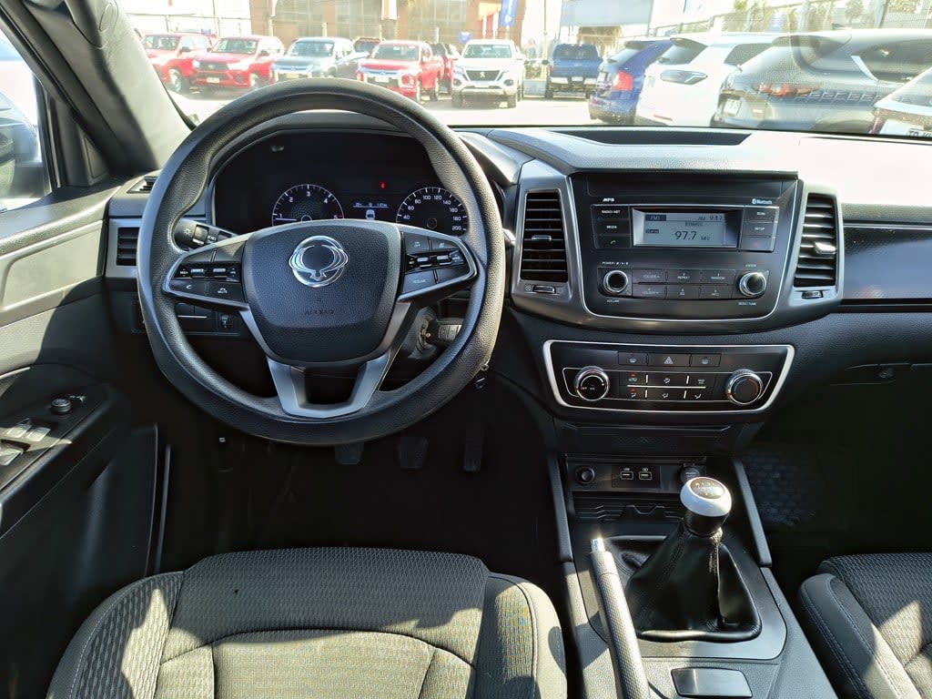 Ssangyong Musso Grand Musso 2.2 Diesel 4x2 T/m año 2022
