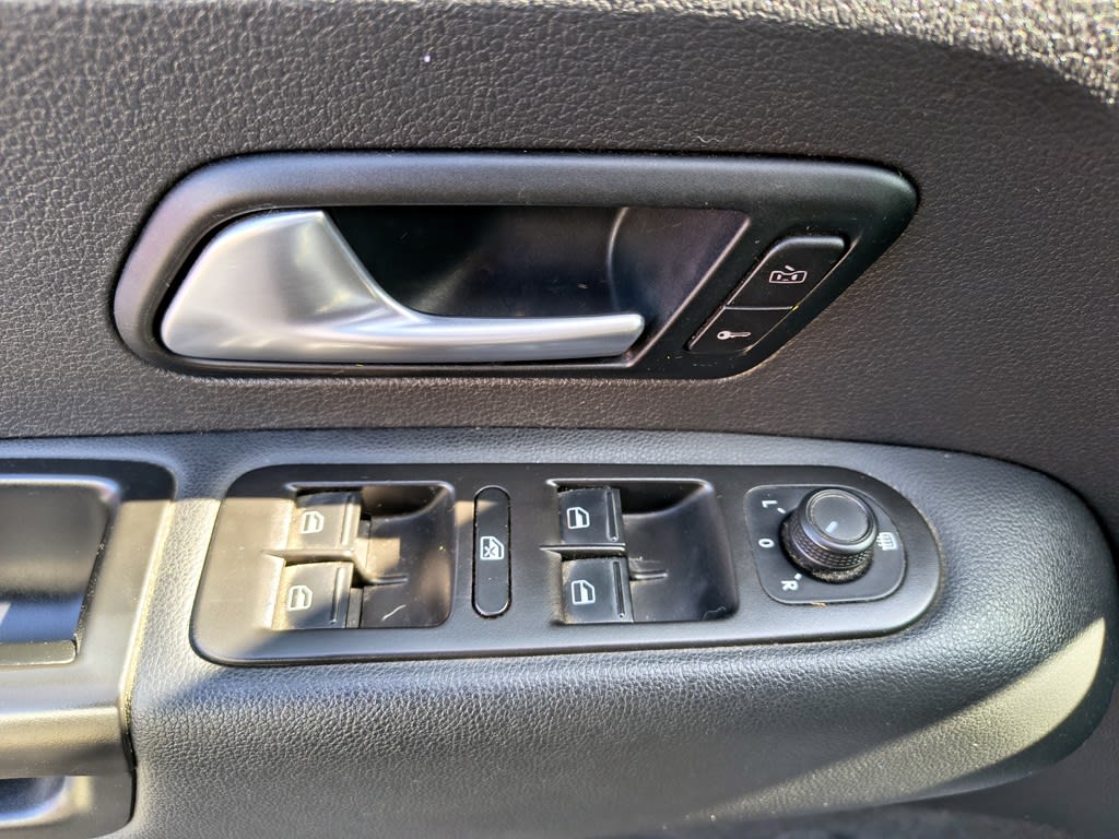 Volkswagen Amarok 2.0 Diesel 4x2 T/m año 2023