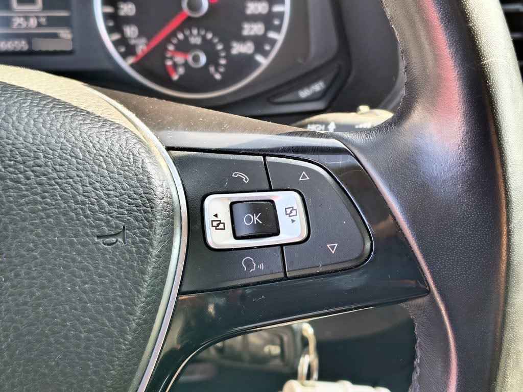 Volkswagen Amarok 2.0 Diesel 4x2 T/m año 2023