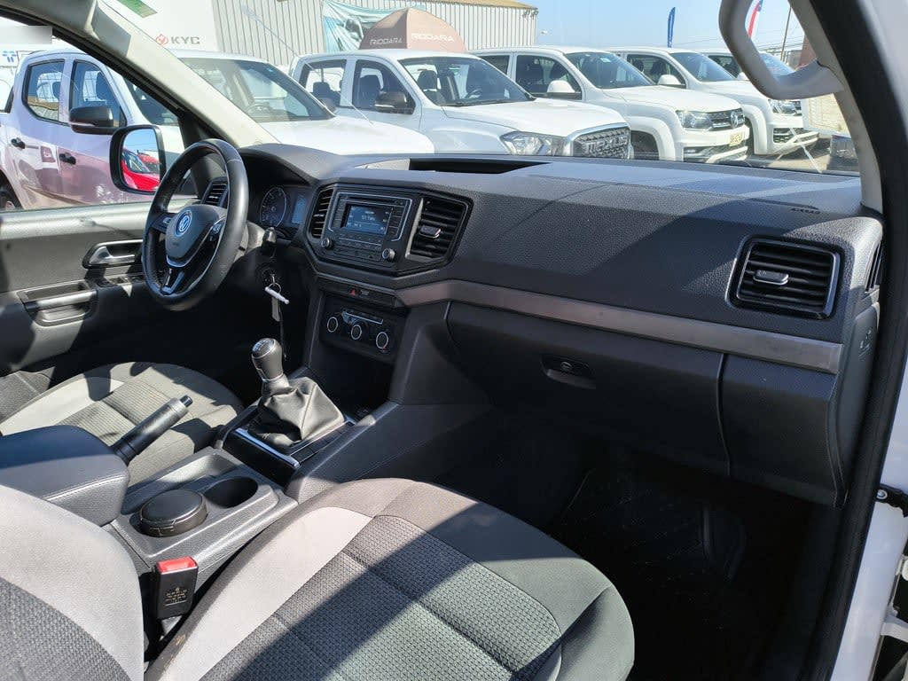 Volkswagen Amarok 2.0 Diesel 4x2 T/m año 2023